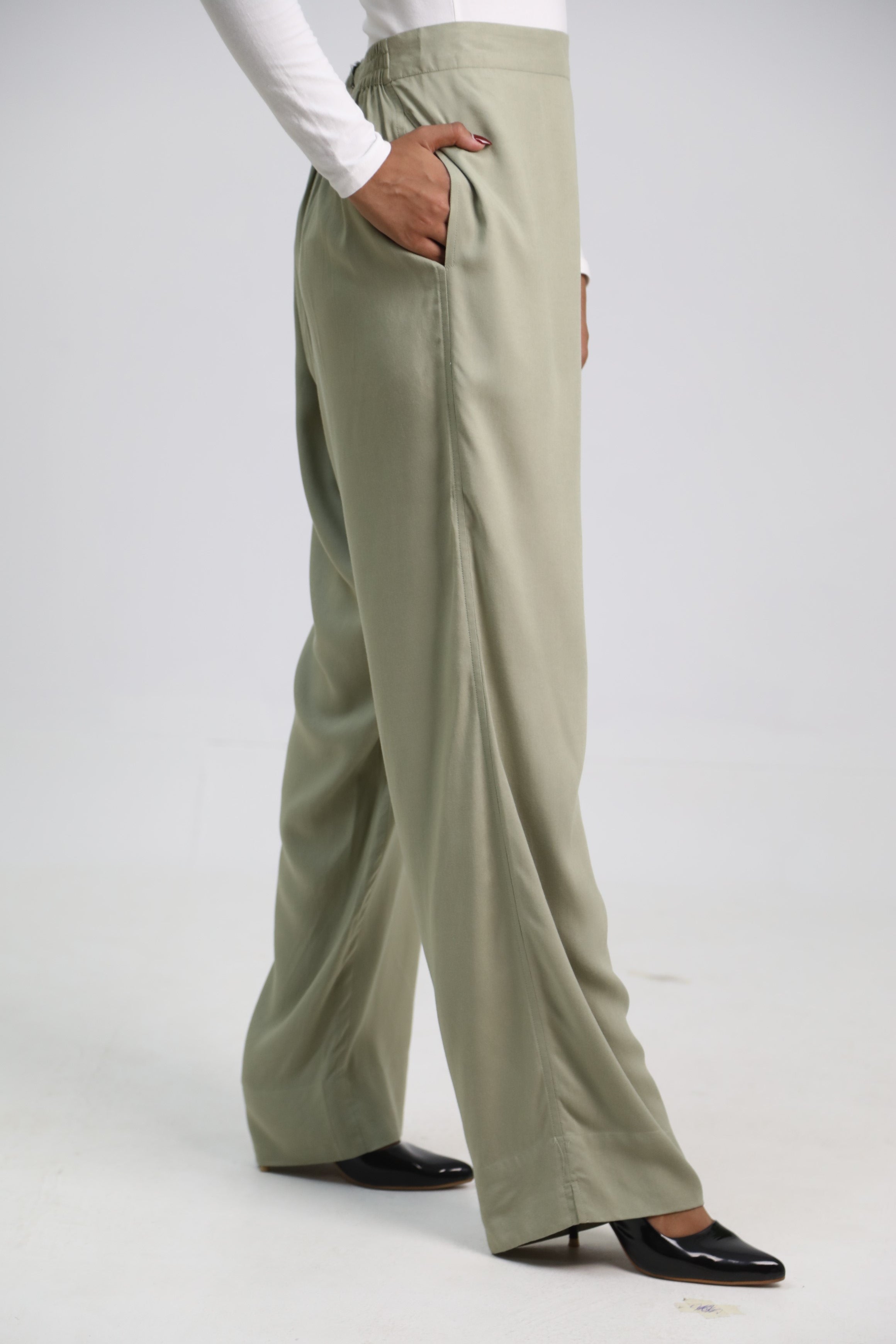 Axis Pants