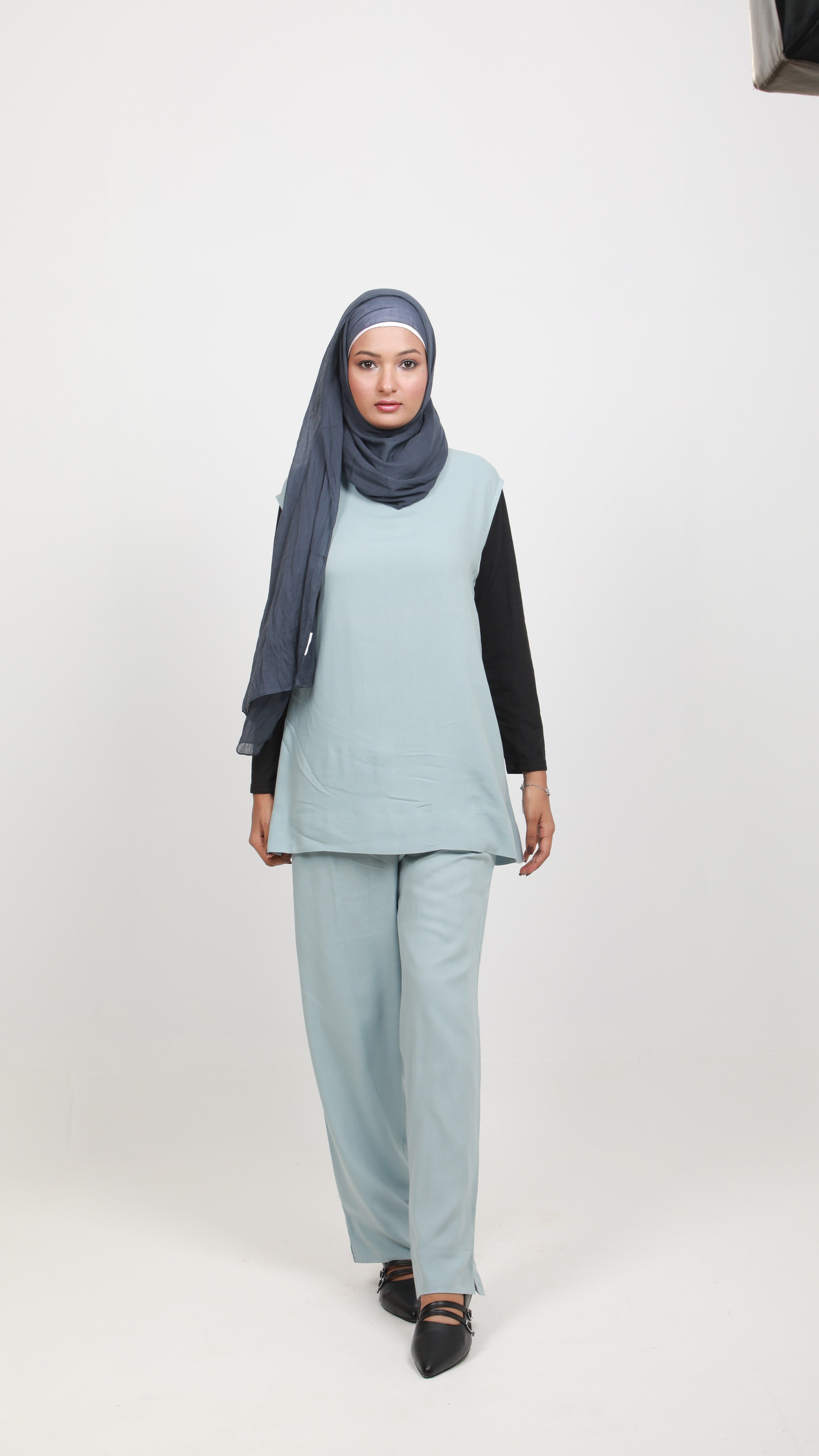#color_gray