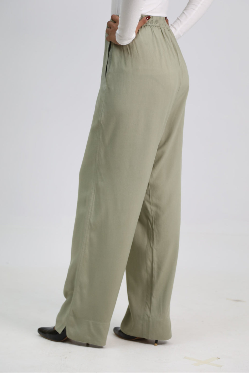 Axis Pants
